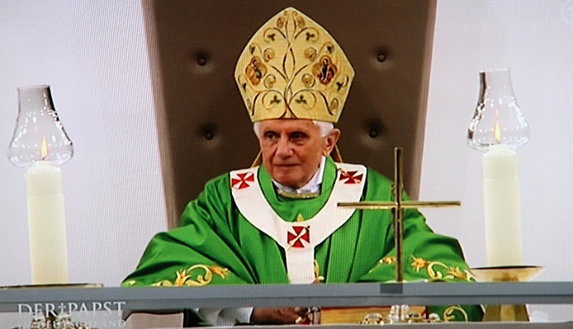 300 Papst Benedict.jpg